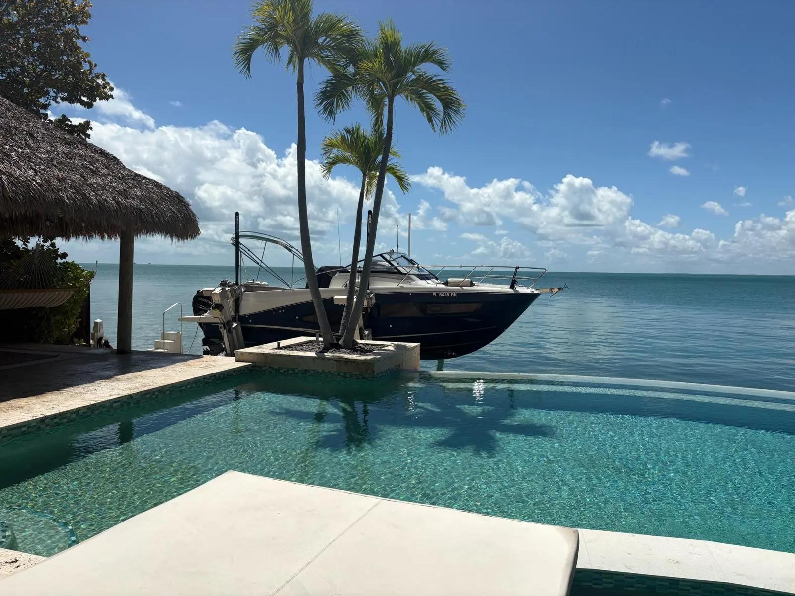 Saltwater Boat Lifts in South Florida: Types, Sizing, Costs, Permits, and Maintenance (2026 Guide)